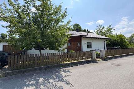 Haus zum Kaufen in Raubling 995.000,00 € 220 m²