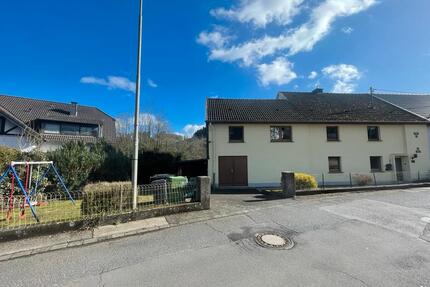 Fachwerk trifft grüne Weite - 179.000,00&nbsp;EUR Kaufpreis, ca.&nbsp; 158,00&nbsp;m&sup2; in Gummersbach (PLZ: 51645) Berstig Süd