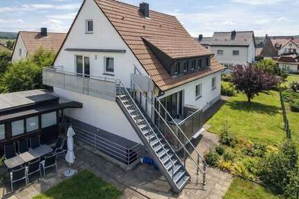 Haus zum Kaufen in Bempflingen 598.000,00 € 225 m²