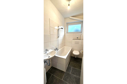 Frühlingsaktion: 2 Nettokaltmieten frei! Renovierte 2,5-Zimmer-Wohnung mit neuem Bad! - Essen Vogelheim