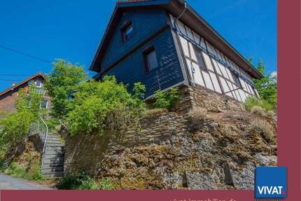 Haus zum Kaufen in Weilrod 215.000,00 € 216 m²