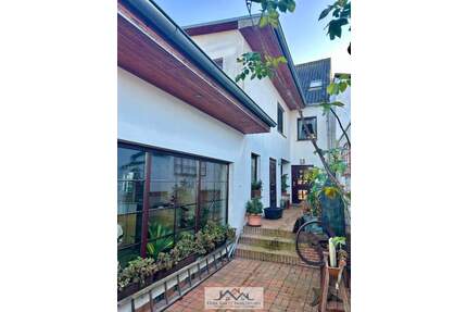 Loitzer Stadthaus mit gewissen Charme sucht neue Besitzer!!