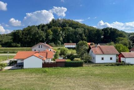Wunderschöne 2 Zi Whg mit Balkon & Fußbodenheizung - Burgkirchen an der Alz