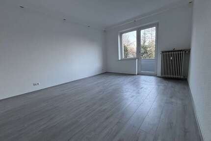 Wohnung zum Kaufen in Duisburg 46.900,00 € 67 m²