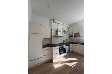 Schöne 5 ZKB Wohnung in Wilhelmshaven zu vermieten! Nähe KW-Brücke!