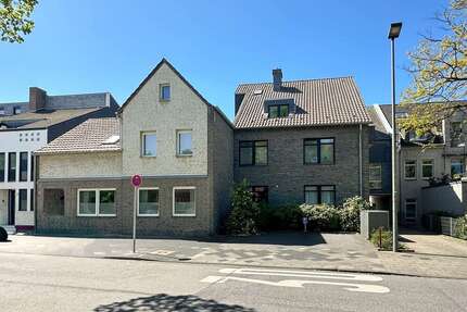 Haus zum Kaufen in Meerbusch 1.550.000,00 € 514.7 m²