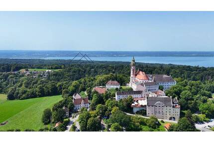 VERKAUF: Wohnen im Fünfseenland - Erstbezug nach Kernsanierung mit Sonnenbalkon in Andechs