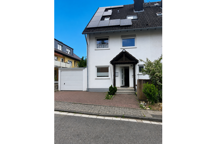 Haus zum Mieten in Hofheim 2.720,00 € 178 m²