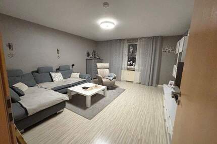 Sehr gepflegte 3-Zimmer-Wohnung an Nombericher Schule! - Duisburg Untermeiderich