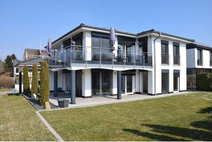 Für Individualisten - außergewöhnliche Architektur - helle Räume - Uhldingen-Mühlhofen