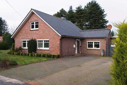 Haus zum Kaufen in Varel 365.000,00 € 125.5 m²