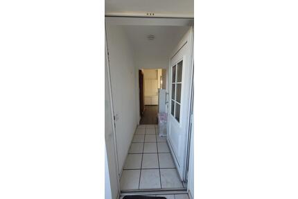 2-Zimmer-Wohnung im 2. OG mit Balkon in Ratingen zu verkaufen