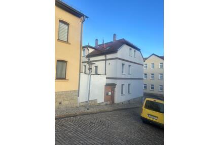Gepflegtes Mehrfamilienhaus mit 3 Wohneinheiten - Apolda