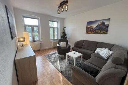 Neuwertige Einbauküche und kurze Wege ins Zentrum! Helle möblierte 2 Raum Wohnung - Gera