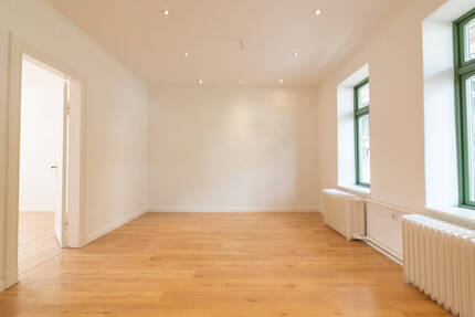 Ab sofort verfügbar: Teilsanierte Doppelhaushälfte in Cismar - Grömitz