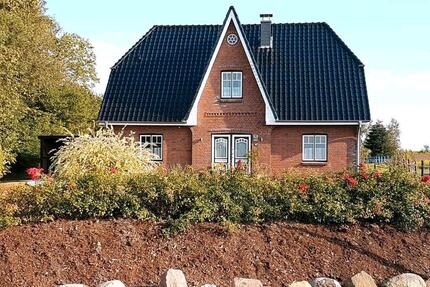 Einfamilienhaus zu vermieten - 1.400,00&nbsp;EUR Kaltmiete, ca.&nbsp; 165,00&nbsp;m&sup2; in Stapel (PLZ: 25879)