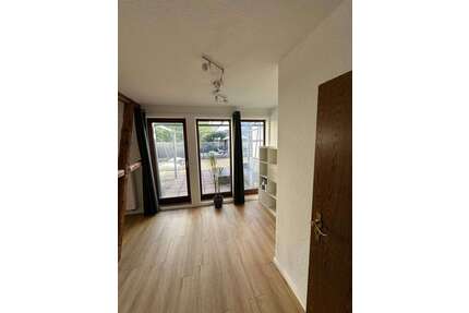 Wohnung zum Mieten in Dransfeld 1.450,00 € 211 m²