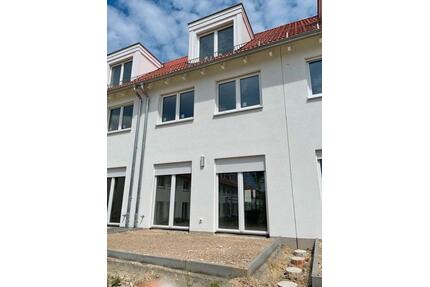 Modernes Reihenhaus ( 5 Zimmer) in Königswusterhausen - Königs Wusterhausen