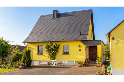 Haus zum Kaufen in Priestewitz 270.000,00 € 120 m²