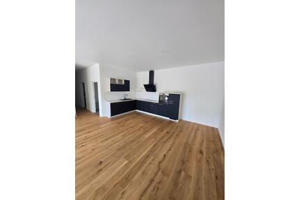 2-ZKB in Homburg Beeden - 1.050,00&nbsp;EUR Kaltmiete, ca.&nbsp; 84,00&nbsp;m&sup2; in Homburg (PLZ: 66424)