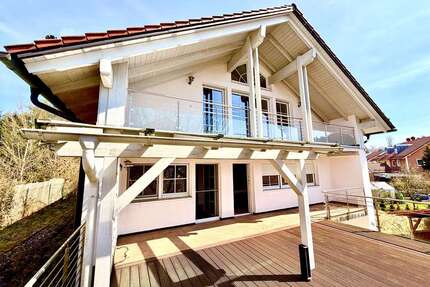 Haus zum Kaufen in Oberpframmern 1.950.000,00 € 319 m²