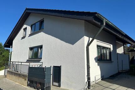 Charmante 2-Zimmer-Wohnung in Nürtingen-Tischardt Frickenhausen