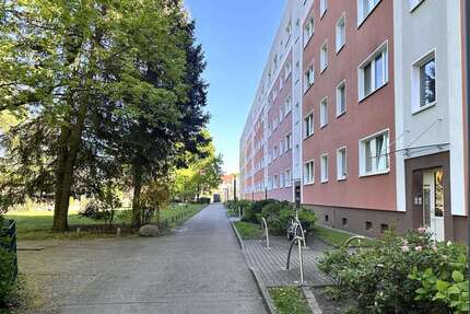 Wohnung zum Kaufen in Magdeburg 75.000,00 € 59 m²