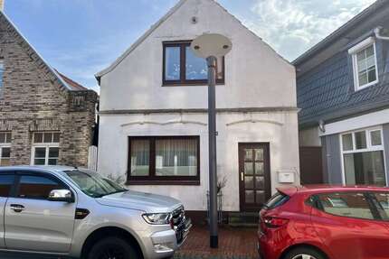 Haus zum Kaufen in Heide 185.000,00 € 126.98 m²
