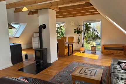 Renovierte Dachgeschosswohnung in Burgwedel - Hemmingen