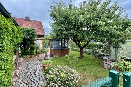 Doppelhaushälfte zum Kauf - 450.000,00&nbsp;EUR Kaufpreis, ca.&nbsp; 107,00&nbsp;m&sup2; in Wenzenbach (PLZ: 93173)