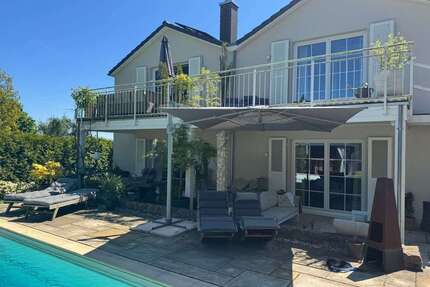 Haus zum Kaufen in Neu Anspach 1.249.000,00 € 215 m²