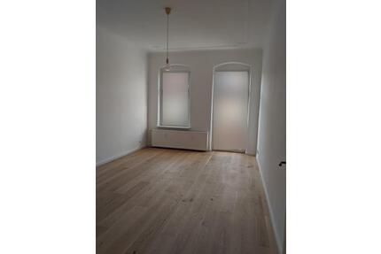 Erstbezug nach Renovierung! Eigentumswohnung in Zündorf - Köln Porz