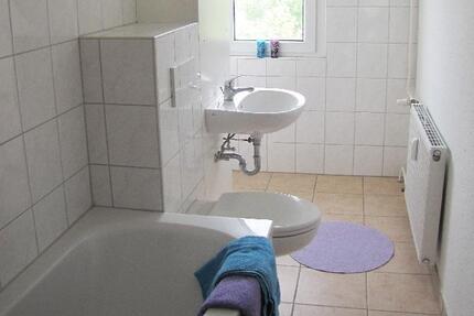 3-Raum-Wohnung: Badewanne, Balkon - bald Deins! - Oschersleben (Bode)