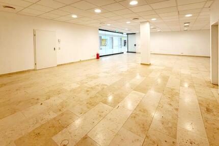 Gewerberäume 118 m², EG, Schaufenster, beste Lage - die ersten Monate mietfrei - Sömmerda