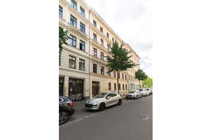 zentrale 3 ZKB + sonniger Balkon sucht Dich oder WG - Leipzig Neustadt-Neuschönefeld