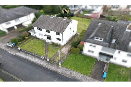 Umfangreich modernisiertes Einfamilienhaus auf 857 qm Grundstück, 2 Stellplätze, Garage, Abstellraum - Seligenstadt Klein-Welzheim