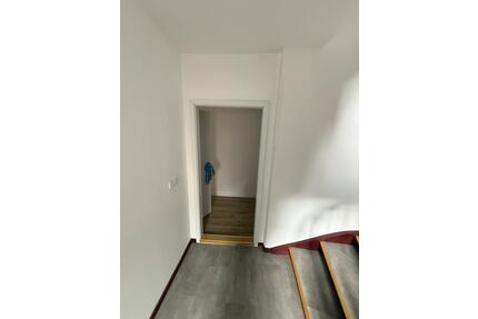 2 Zimmer | 50 m² | Neu saniert | Zentral - Hof Altstadt