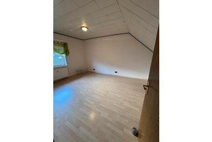 80 Qm Wohnung mit Küche Frei in Garrel