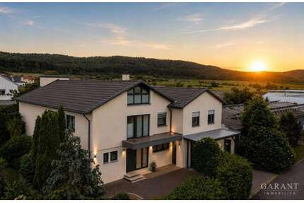 Haus zum Kaufen in Marktbergel 570.000,00 € 700 m²