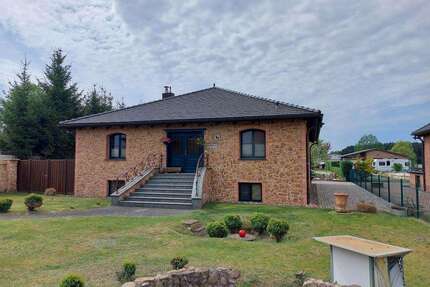Haus zum Kaufen in Friedland 1.300.000,00 € 295 m²