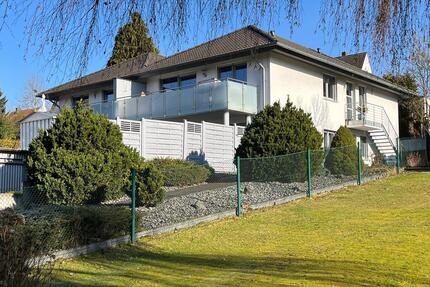 Neuwertige Erdgeschosswohnung mit Garten und Blick ins Grüne - Hiddenhausen