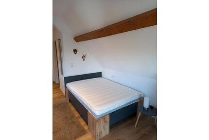 Apartment möbliert - 700,00&nbsp;EUR Kaltmiete, ca.&nbsp; 35,00&nbsp;m&sup2; in Schemmerhofen (PLZ: 88433)