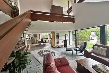 Haus zum Kaufen in Neustetten 695.000,00 € 247.18 m²