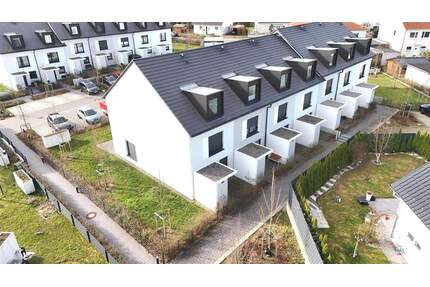 Neuwertiges Reihenendhaus in Barsinghausen - ca. 145 m² Wohnfläche, Einbauküche und zwei Stellplätze inklusive