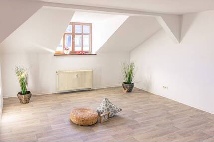 3-Raum-Dachgeschosswohnung mit Badewanne - Chemnitz Sonnenberg