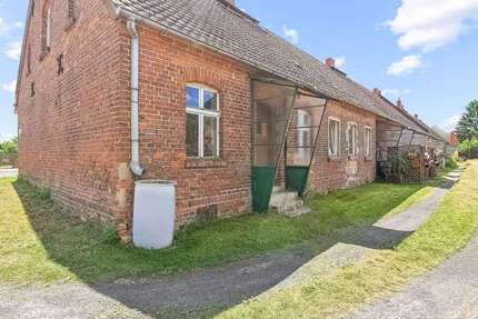 Haus zum Kaufen in Dechtow 179.000,00 € 440 m²