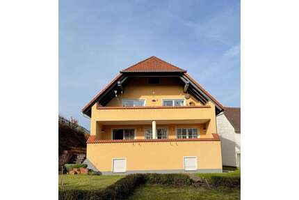 Haus zum Kaufen in Markt Taschendorf 550.000,00 € 260 m²