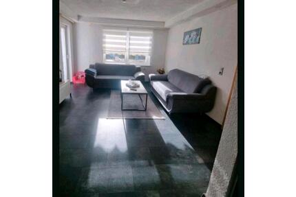 4 Zimmer-Wohnung 850€.( oder 2 Familienhaus kaufen 325.000€) - Burladingen