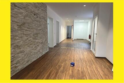 GEWERBE - Hier dreht sich was - 1.000,00&nbsp;EUR Kaltmiete, ca.&nbsp; 165,00&nbsp;m&sup2; in Albstadt (PLZ: 72458)