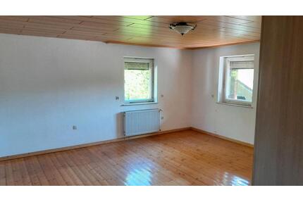 Wohnung in LaufenMayerhofen - 1.200,00&nbsp;EUR Kaltmiete, ca.&nbsp; 121,00&nbsp;m&sup2; in Fridolfing (PLZ: 83413)